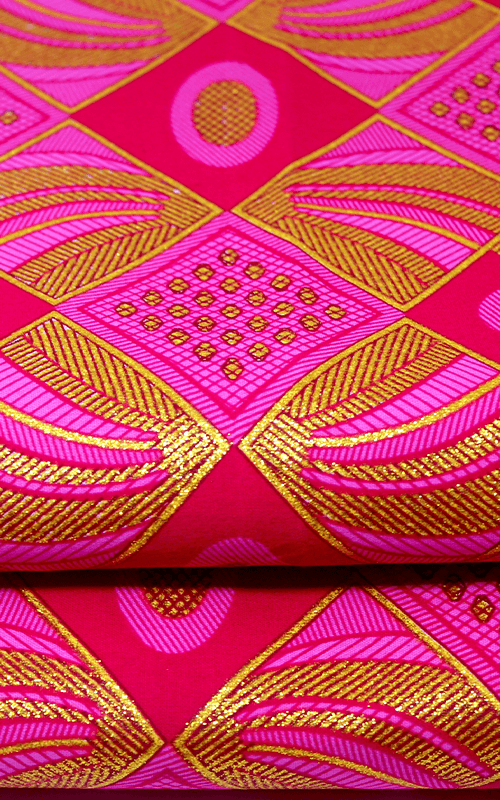 TESSUTO THAI FUCSIA E ORO CON SIMBOLI GEOMETRICI, DETTAGLI